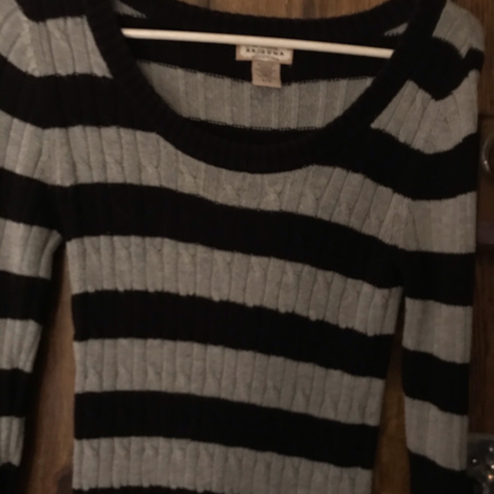 Sweater Arizona size large black and gray